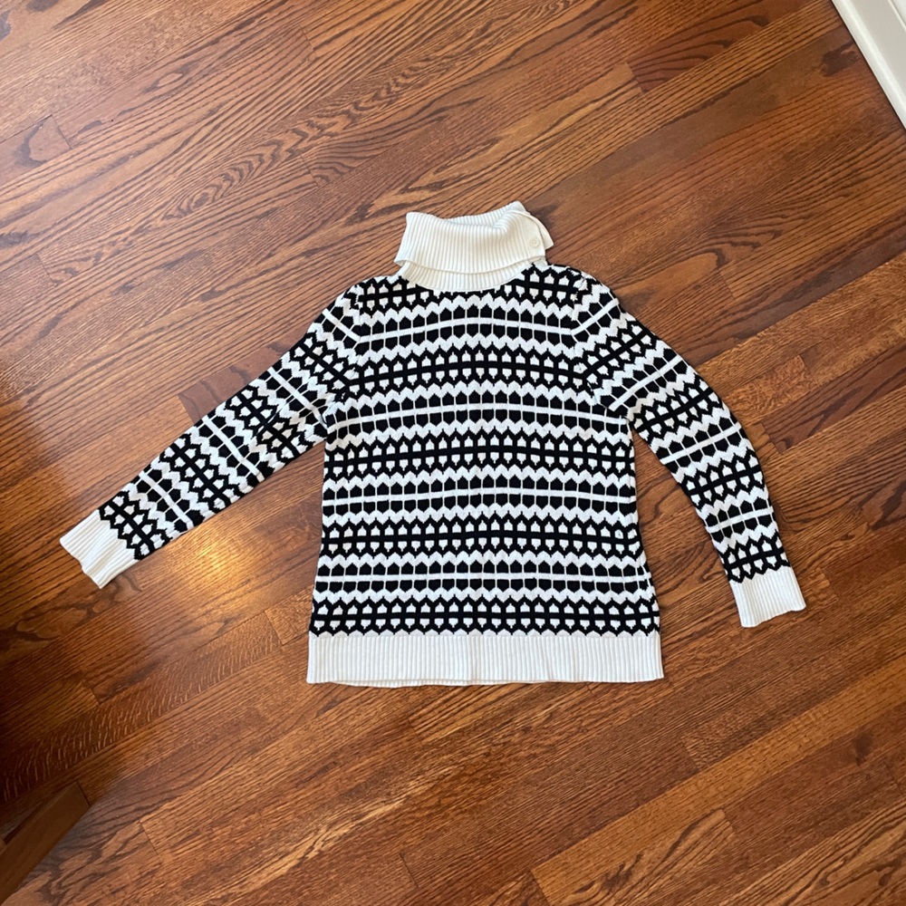 Talbots Cream/Black Patterned Turtleneck Sweater - Size Medium